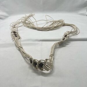 Cream macrame belt with wooden beads